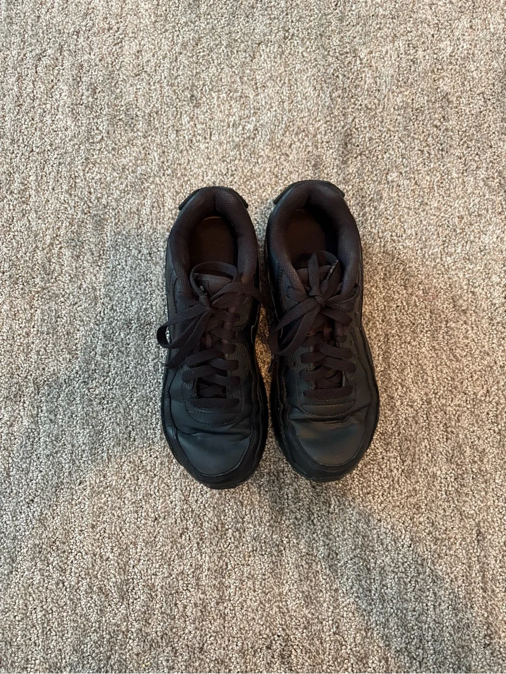 Nike Women's Black Low-Top Air Max Athletic Sneakers